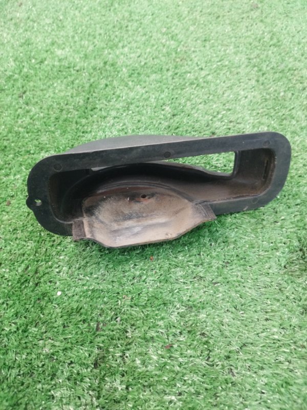 Кожух стояночного тормоза лада 2106 2106