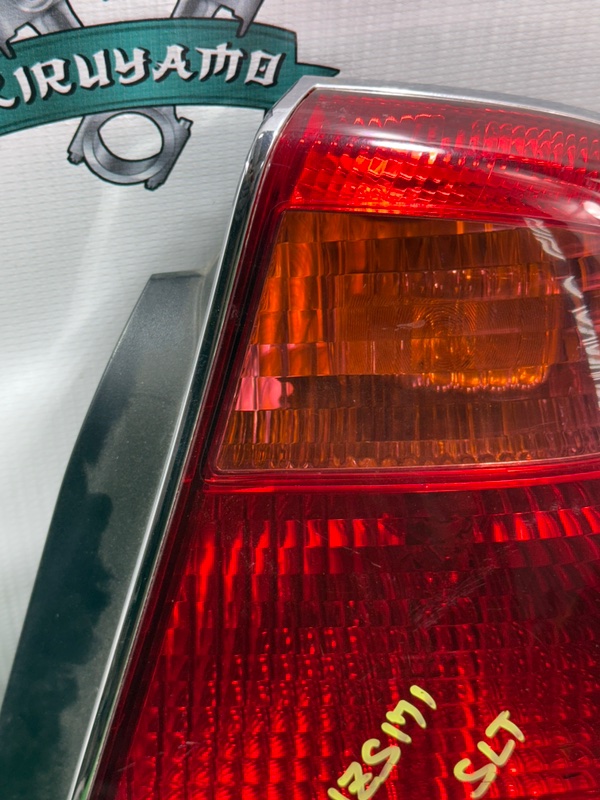 Стоп-сигнал Toyota Crown Majesta jzs177