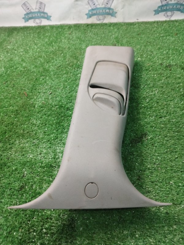 Накладка на стойку кузова Ford Fusion 2006