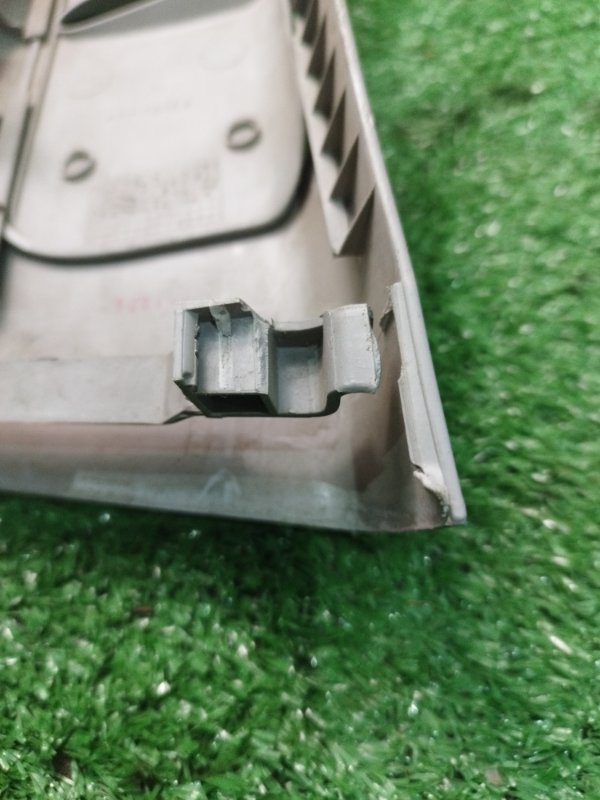 Накладка на стойку кузова Ford Fusion 2006