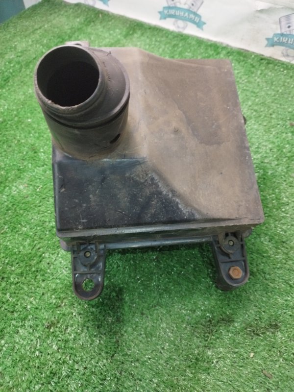 Корпус воздушного фильтра лада 210740 2008 СЕДАН