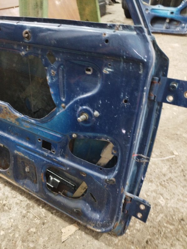 Дверь боковая лада 210740 2008 СЕДАН