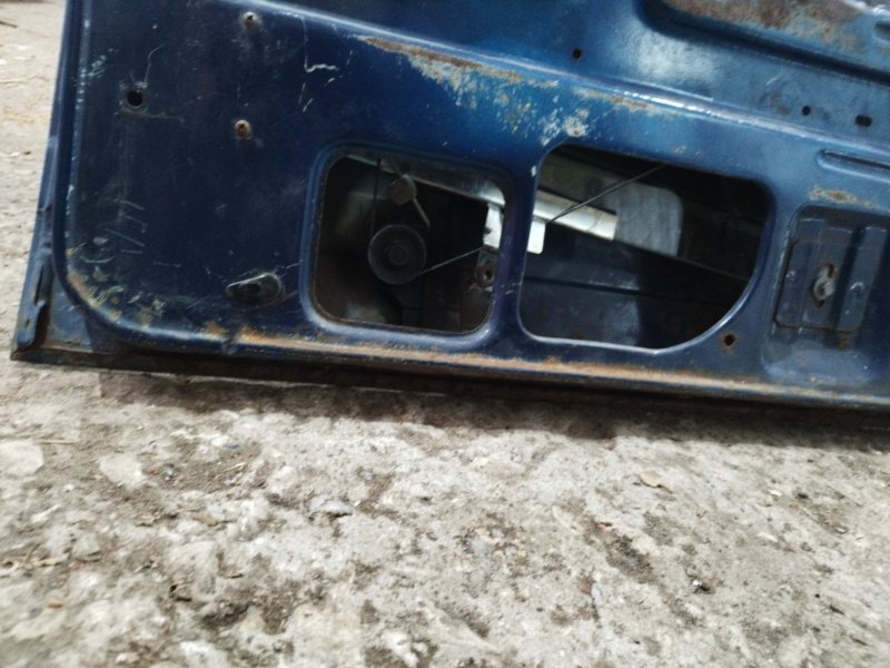 Дверь боковая лада 210740 2008 СЕДАН