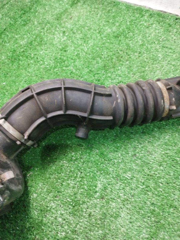 Корпус воздушного фильтра Toyota Carina 1989 st170