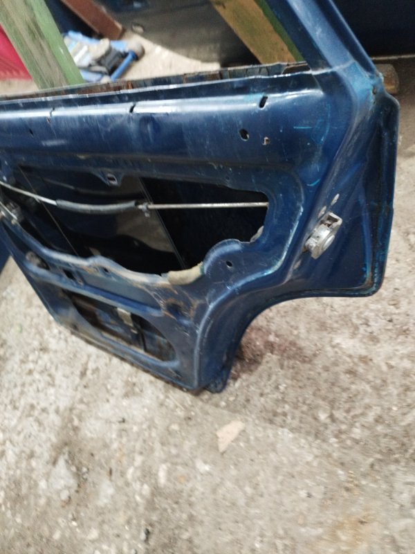 Дверь боковая лада 210740 2008 СЕДАН