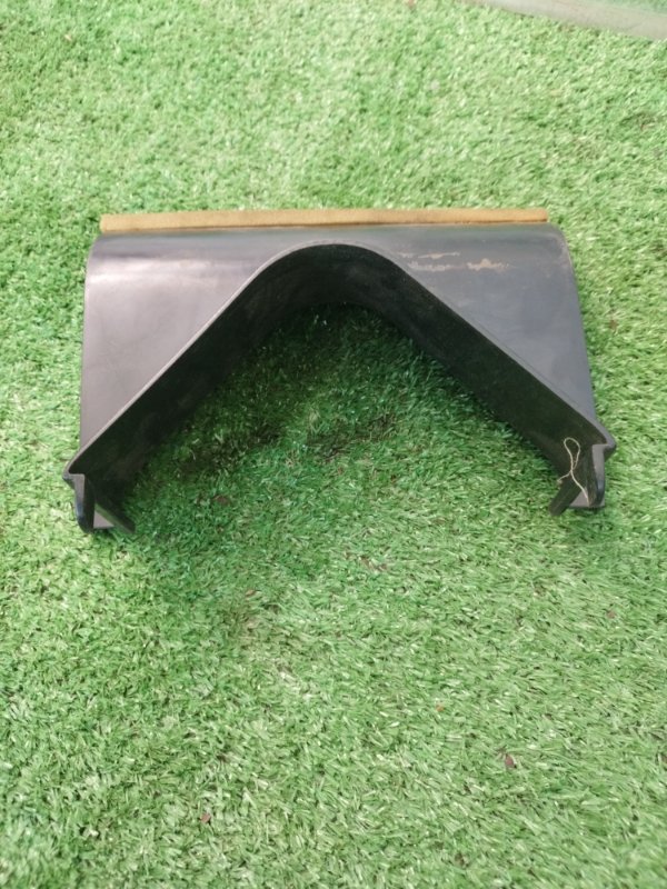 Воздуховод салона лада 210740 2008 СЕДАН