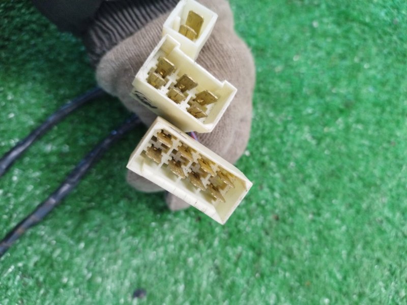 Блок подрулевых переключателей лада 210740 2008 СЕДАН