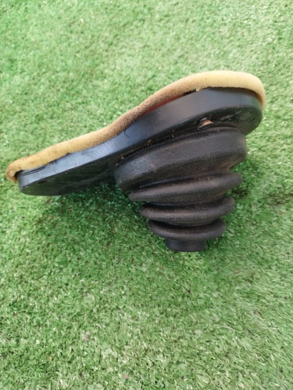 Кожух кулисы КПП лада 210740 2008 СЕДАН