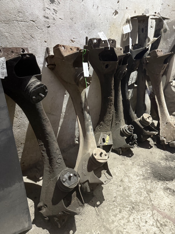 Балка продольная под ДВС лада 2106 2106