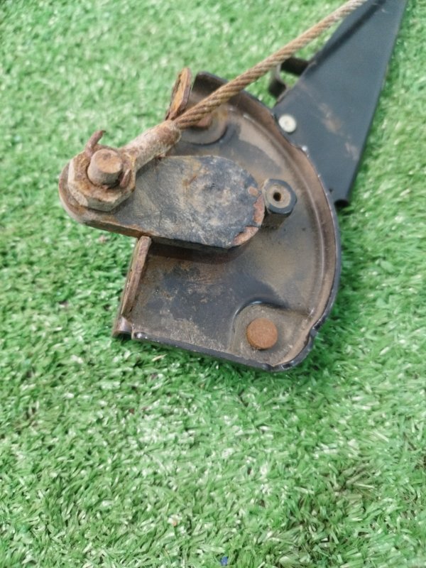 Рычаг стояночного тормоза лада 210740 2008 СЕДАН