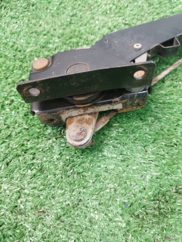 Рычаг стояночного тормоза лада 210740 2008 СЕДАН