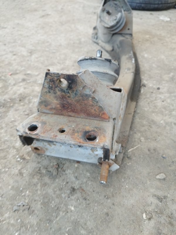 Балка продольная под ДВС лада 2106 2106