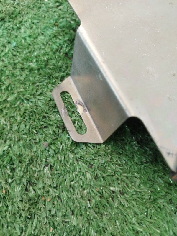 Кронштейн блока управления двигателем лада 210740 2008 СЕДАН