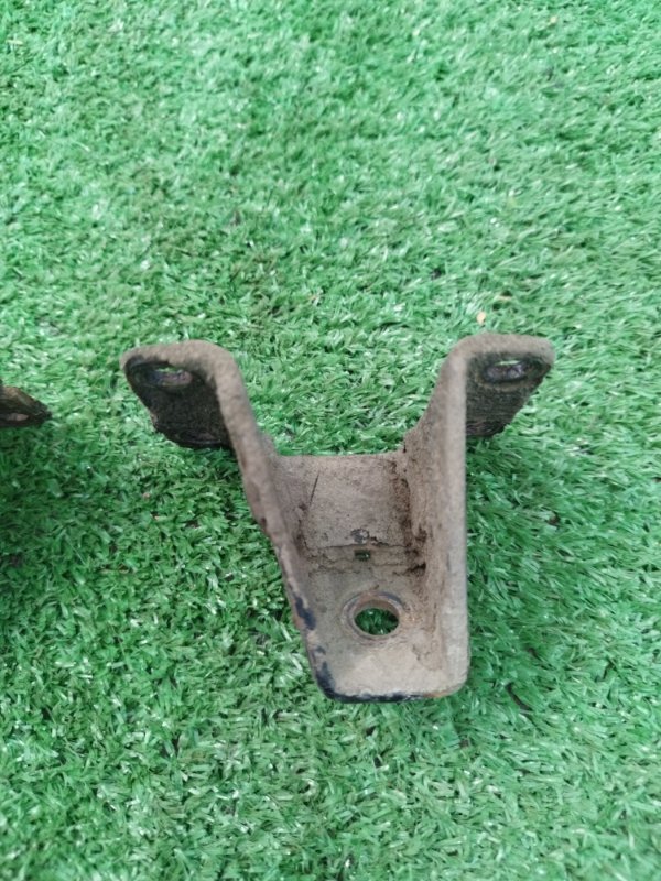 Кронштейн двигателя лада 210740 2008 СЕДАН