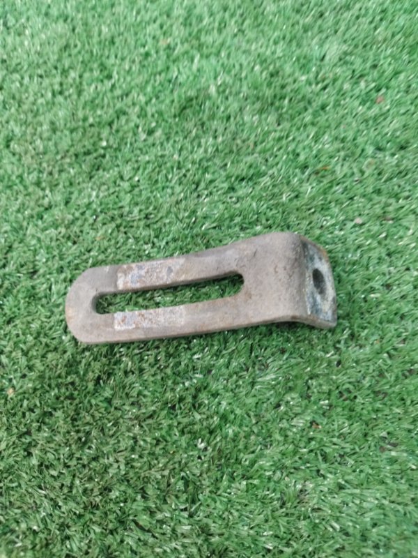 Кронштейн генератора лада 2106 2106