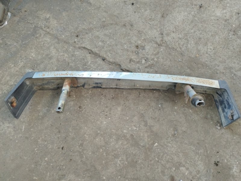 Бампер лада 210740 2008 СЕДАН