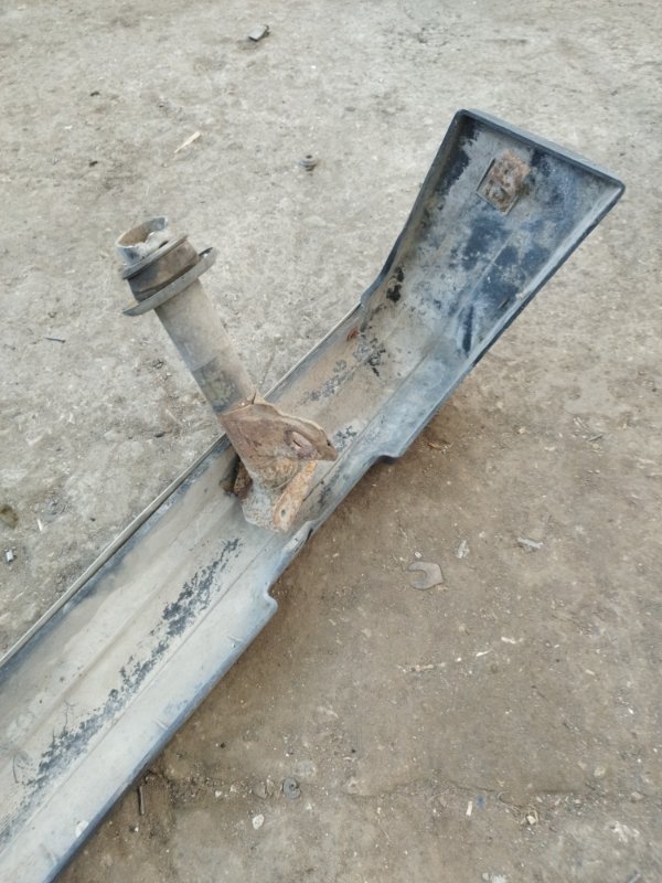 Бампер лада 210740 2008 СЕДАН