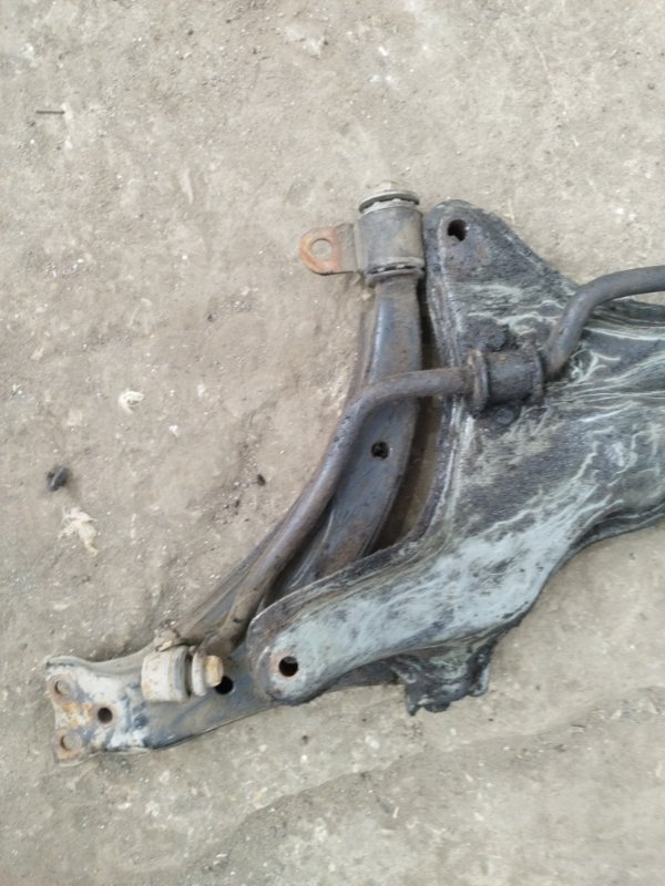 Балка подвески Toyota Carina 1989 st170