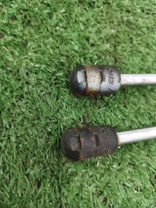 Упор капота лада 2110 2110