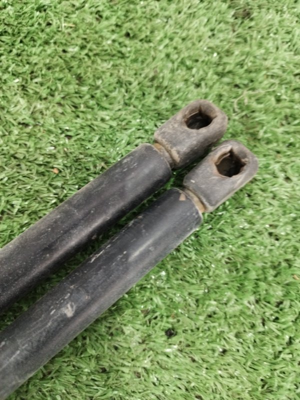 Упор капота лада 2110 2110