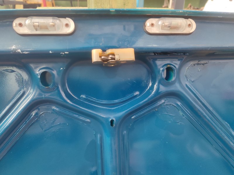 Крышка багажника лада 210740 2008 СЕДАН