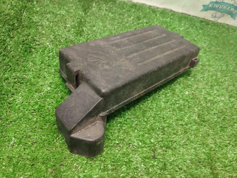 Блок предохранителей Daewoo Nubira