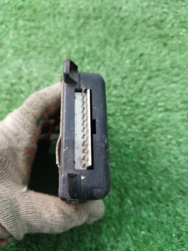 Блок управления сигнализации лада 2106 2106