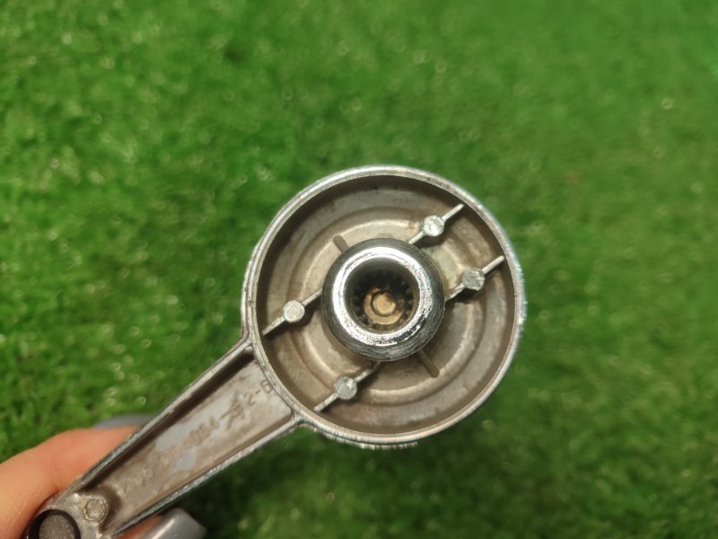 Ручка стеклоподъемника Лада 2106 2106