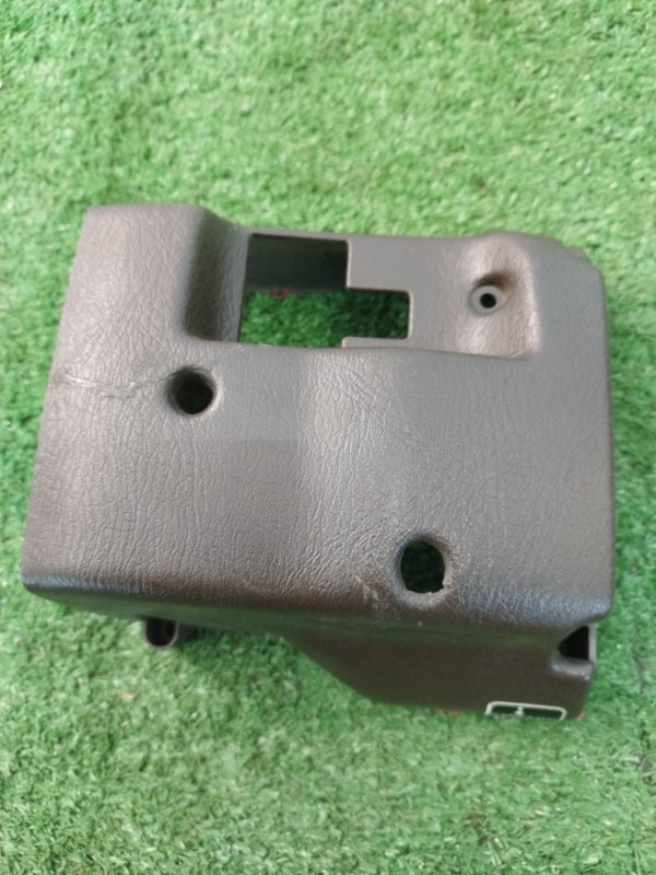 Кожух рулевой колонки Toyota Carina 1989 st170