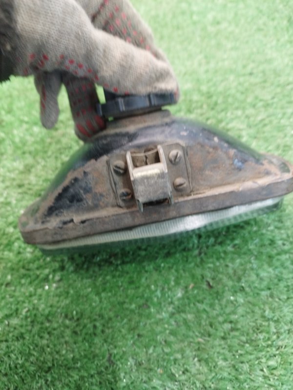 Фара противотуманная LADA 2131 4x4