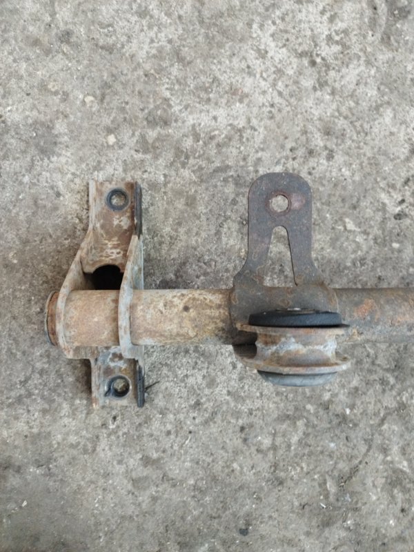 Балка продольная под ДВС лада 2110 2110