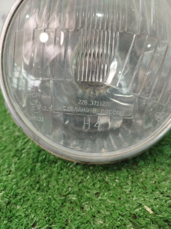Фара галогеновая Лада 2106 2106