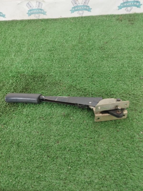 Рычаг стояночного тормоза Лада 2106 2106