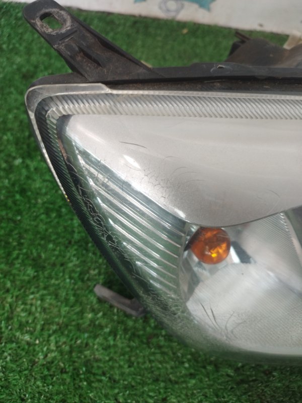 Фара галогеновая Лада Гранта 2012 седан