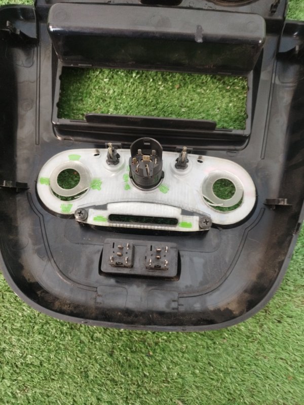 Консоль центральная Лада Гранта 2012 седан