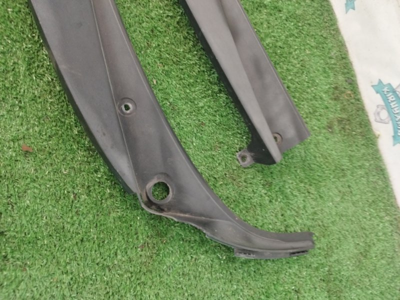 Решетка, жабо под дворники Лада Гранта 2012 седан