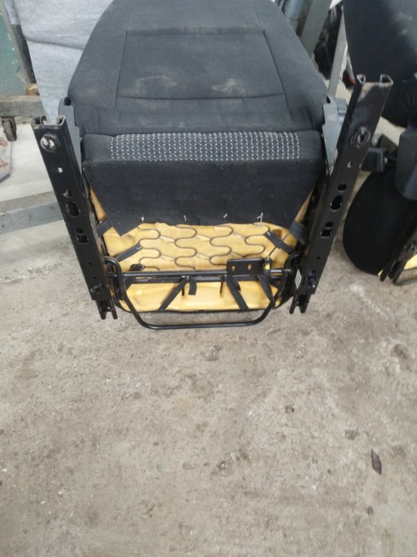 Сиденье Лада Гранта 2012 седан