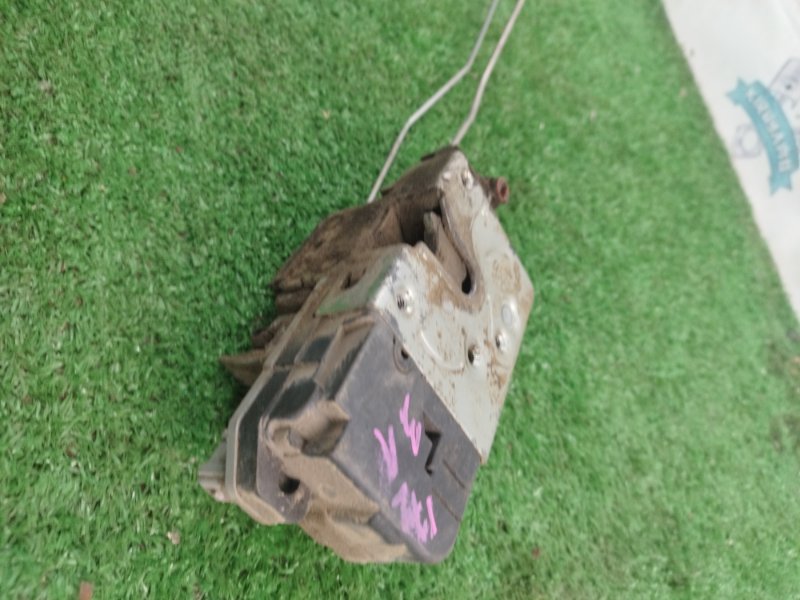 Замок боковой двери Лада Гранта 2012 седан