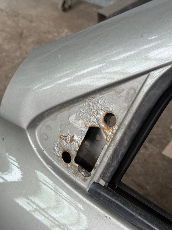 Дверь боковая Лада Гранта 2012 седан