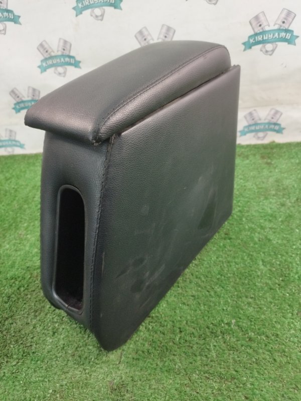 Подлокотник Лада Гранта 2012 седан