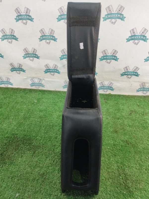 Подлокотник Лада Гранта 2012 седан