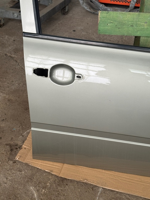 Дверь боковая Лада Гранта 2012 седан