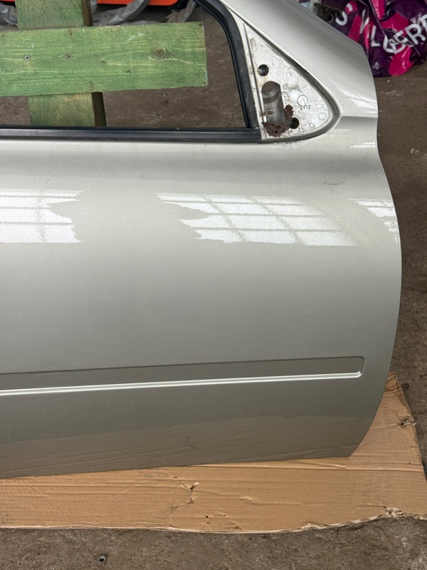 Дверь боковая Лада Гранта 2012 седан