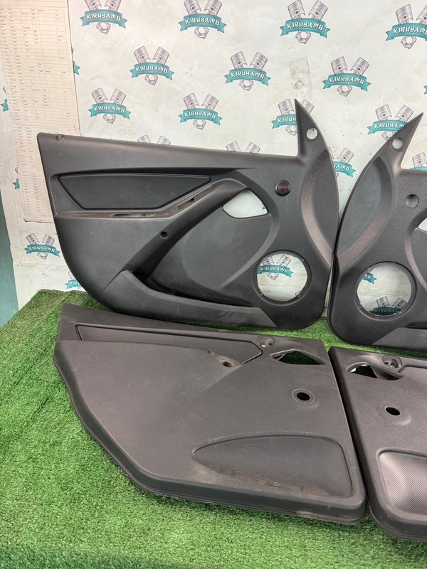Обшивка боковой двери Лада Гранта 2012 седан