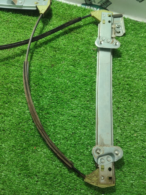 Стеклоподъемный механизм Лада Гранта 2012 седан