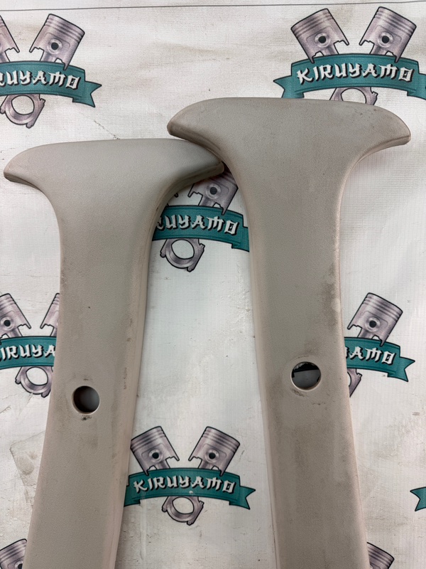 Накладка на стойку кузова Лада Гранта 2012 седан