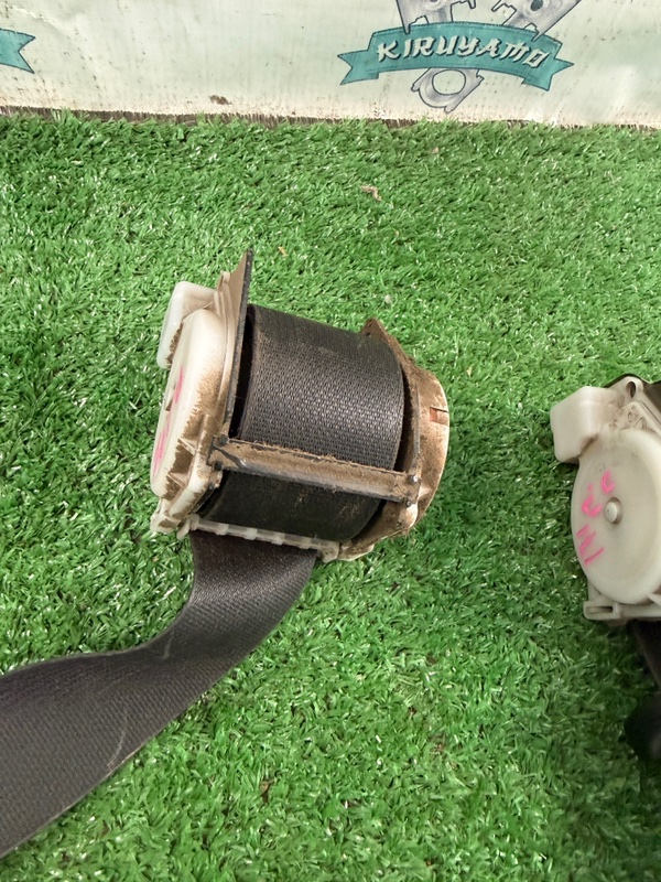 Ремень безопасности Лада Гранта 2012 седан