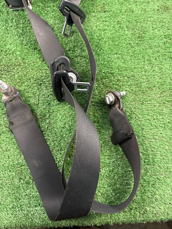 Ремень безопасности Лада Гранта 2012 седан