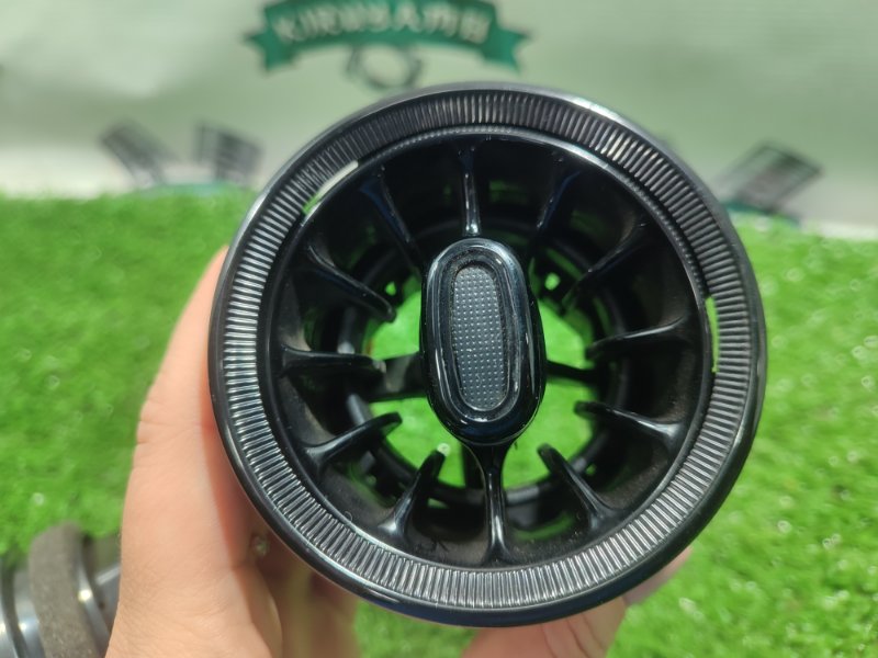 Дефлектор воздушный Лада Гранта 2012 седан