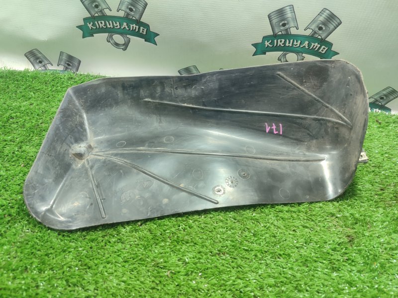 Крышка салонного фильтра Лада Гранта 2012 седан